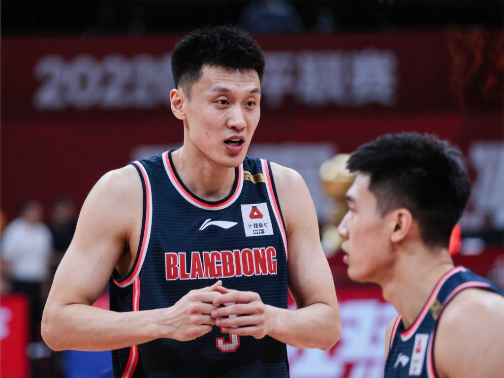 的赛道环绕 的赛道环绕